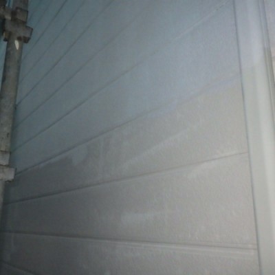 宇都宮市　屋根・外壁塗装・雨樋交換工事　五日目　養生、軒天塗装、外壁下塗り