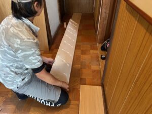 接着剤塗布