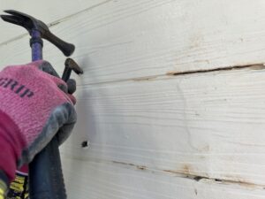 外壁材のくぎ抜き