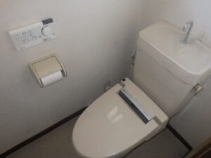 トイレ施工前の様子