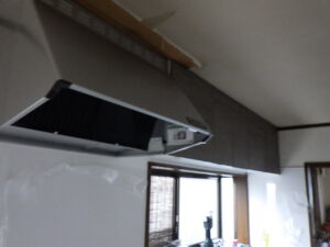 レンジフード取り付け完了