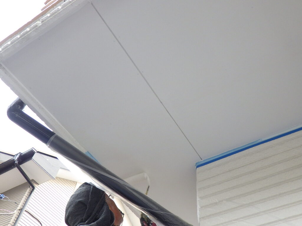 1回目が乾いたら、2回目塗装を行っていきます。