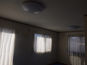 2階寝室クロス剝がし完了