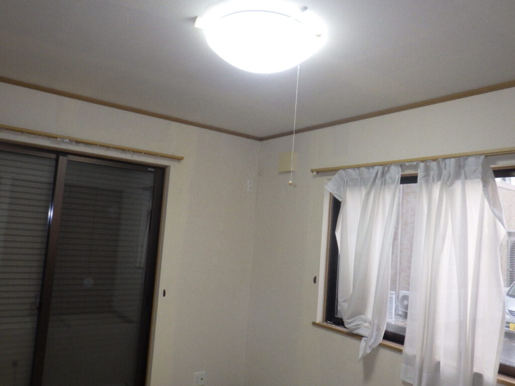 和室クロスはがし完了