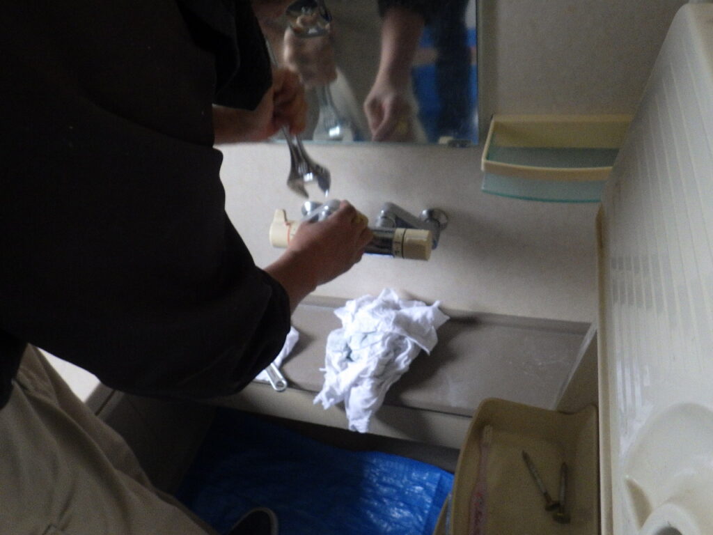 解体を進めて行きます。