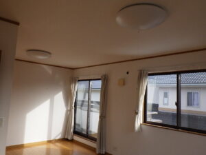 クロス貼り替え後