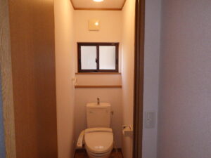 トイレクロス貼り替え後