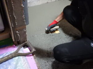 鏝で均している様子になります。