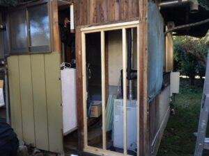 補強材の取り付け完了になります。