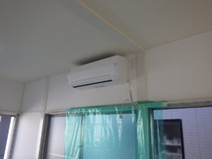 室内機の設置完了になります。