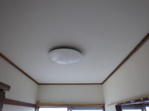 クロス貼り完了