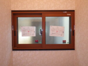 ガラス障子取付け完了