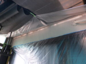 中塗り塗装完了になります。