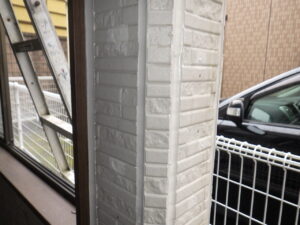 コーキング充填完了になります。