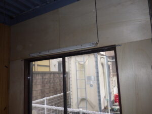 電気の取り付け完了になります。