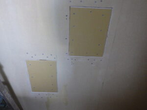 石膏ボード張り付け完了になります。