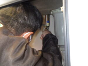 解体を進めて行きます。