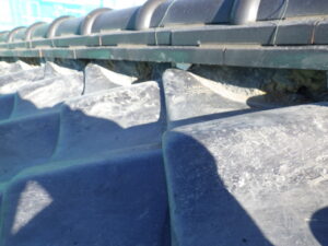 既存の漆喰の撤去完了。