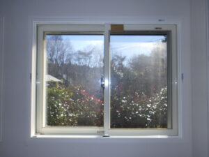 枠の取り付け完了になります。