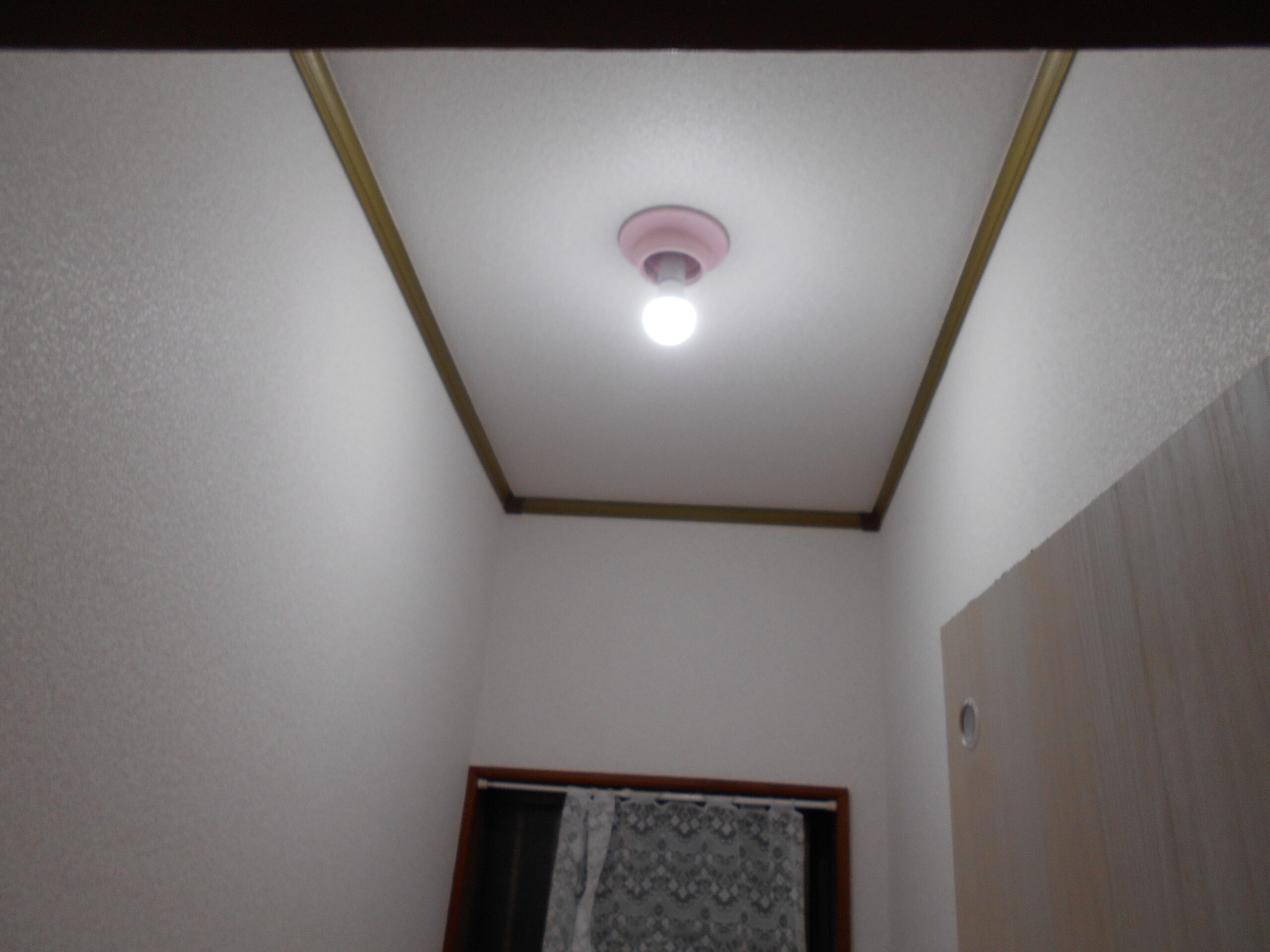 トイレリフォーム 2日目の施工中