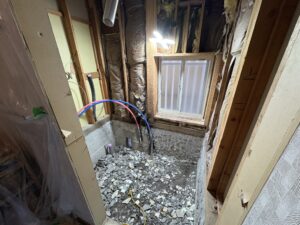 本日の作業は、以上で終了になります。お疲れ様でした。 明日は、生コン入れを行っていく予定です。 近隣の方々に騒音などでご迷惑がかかると思いますが、何卒よろしくお願い致します。