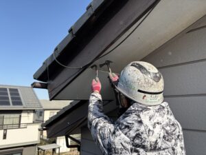 既存の釘を抜いていきます。