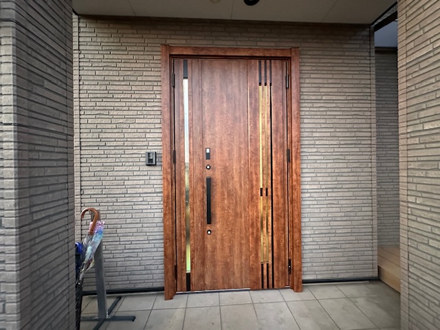 玄関ドア交換（カバー工法）