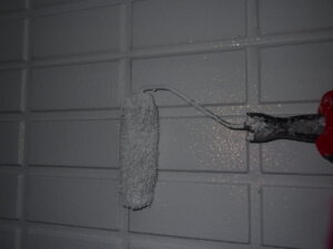 上塗り中の様子になります。