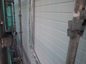 中段の上塗り塗装完了。