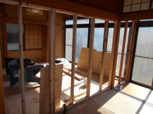 下地を取付けていきます。