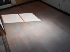 床パテ前