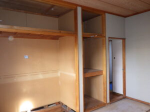 ２階クローゼットの解体完了になります。