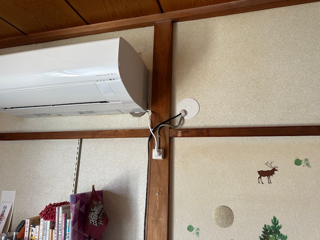 宇都宮市のエアコン配線移設後