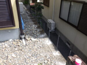 鉄筋の嵌め込み完了になります。