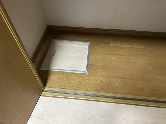 宇都宮市 和室リフォーム クローゼット内 点検口設置後
