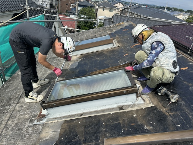 宇都宮市 天窓撤去作業