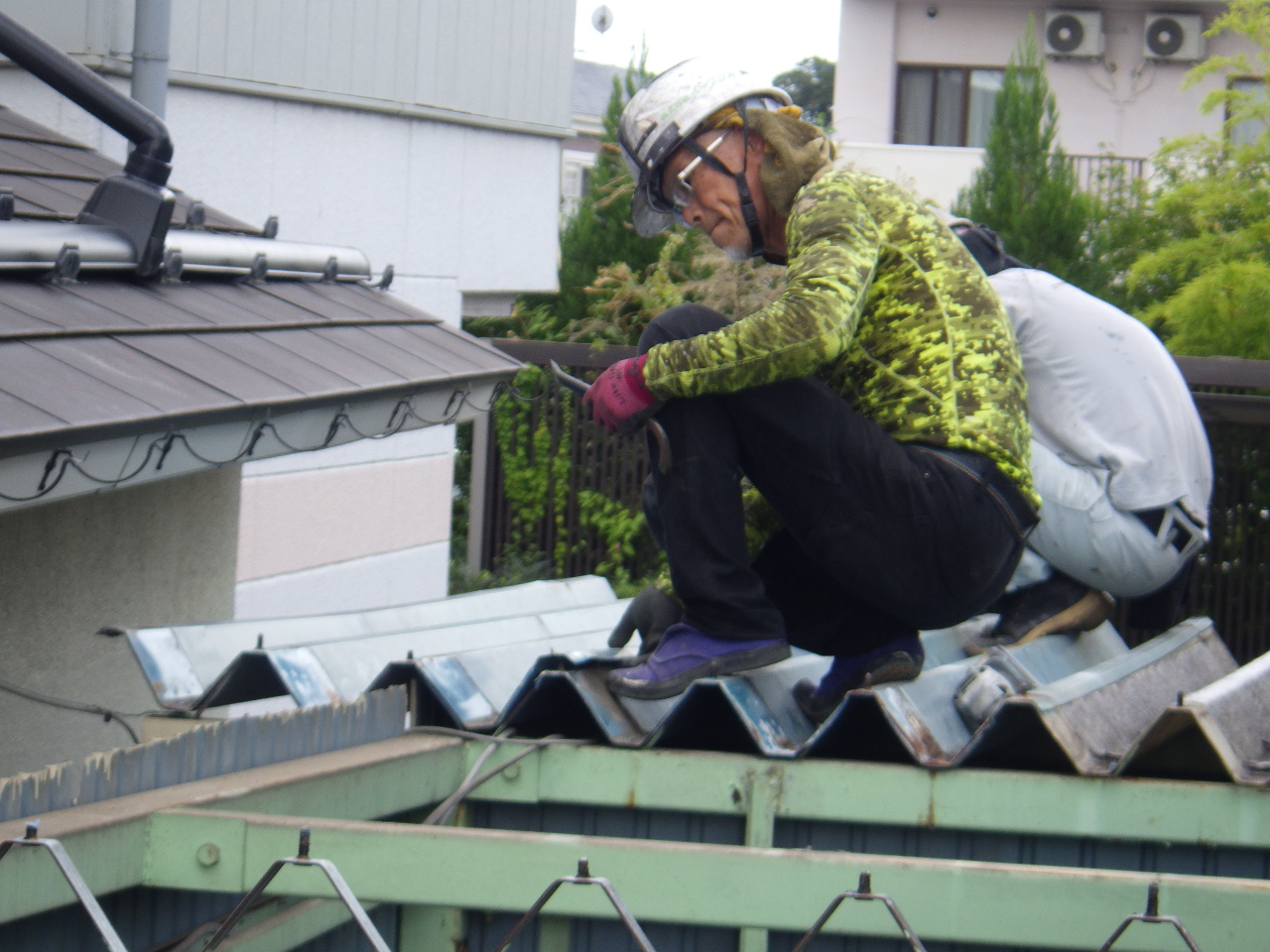 宇都宮市細谷町 折板屋根解体