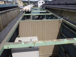タイトフレームの取り付け完了になります。