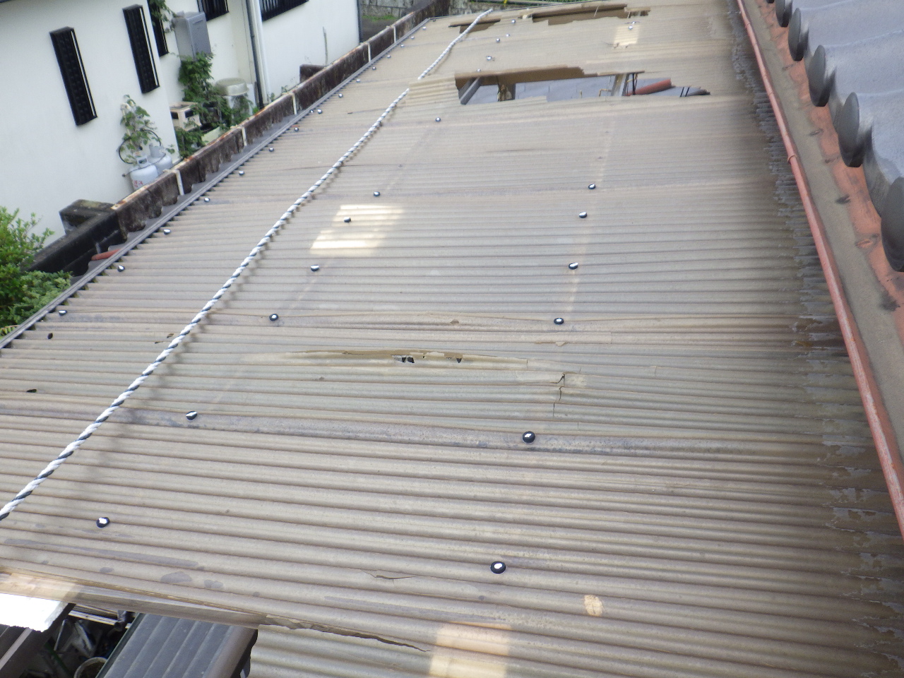 宇都宮市富士見ヶ丘 テラス屋根波板交換工事 施工前